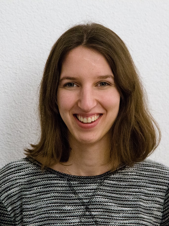 Dr. Nadine Schmidt